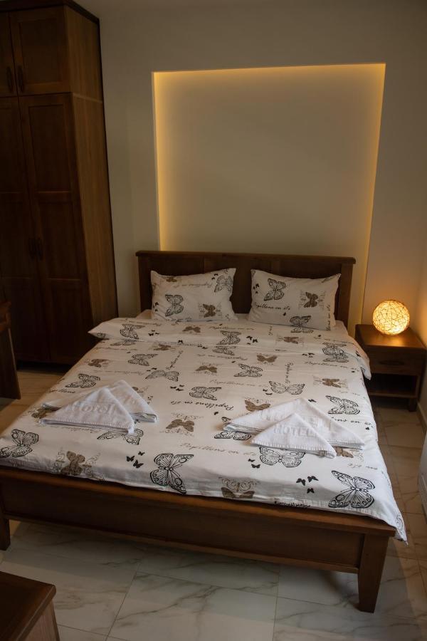 Zoo Misic Prenociste Hotel